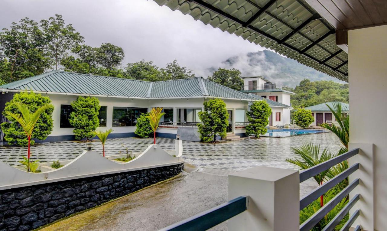 Treebo Trend Misty Garden Resorts With Mountain View Munnar Kültér fotó